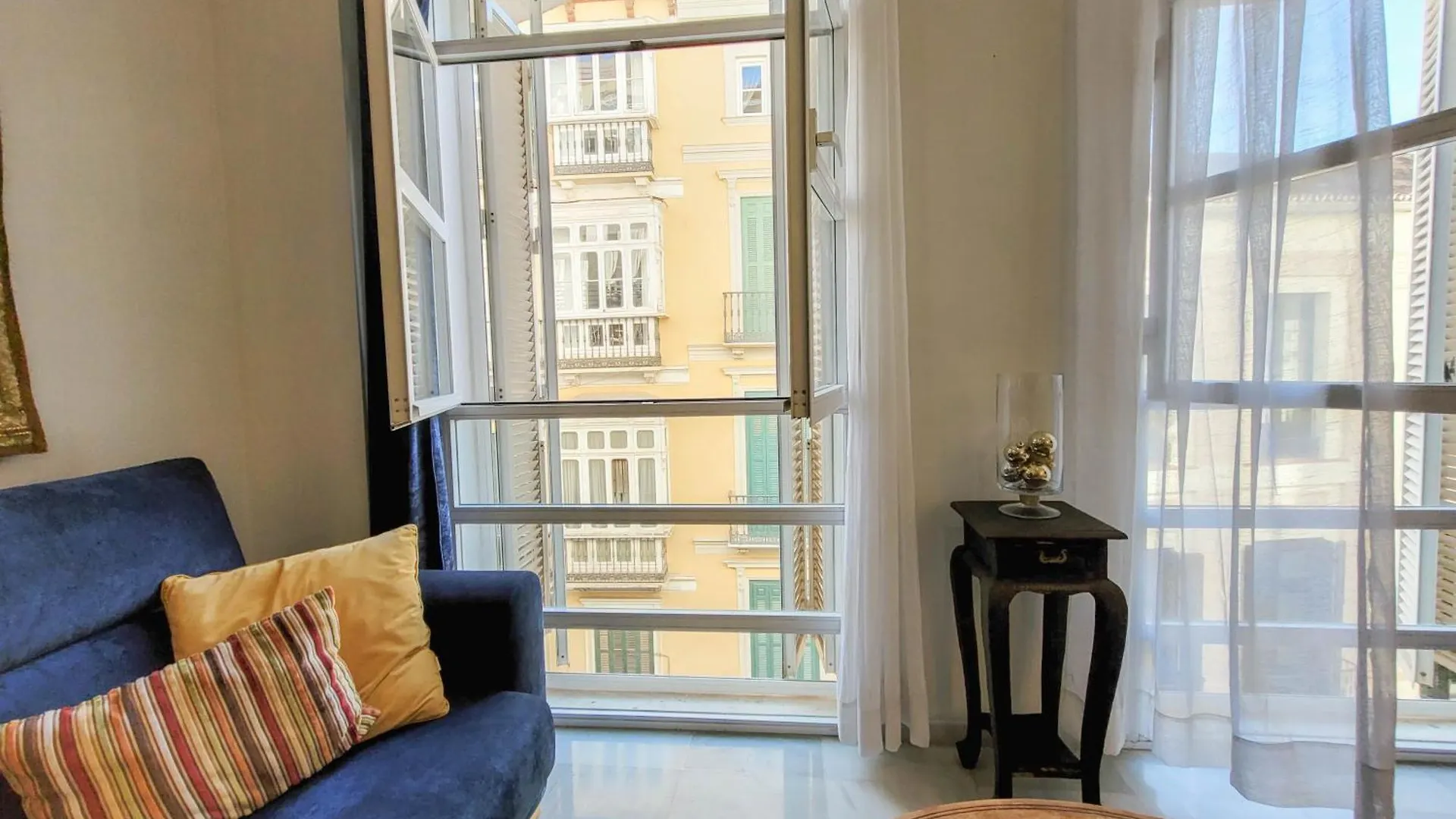 Apartment Verano - Old Town - Carmen Thyssen Malaga